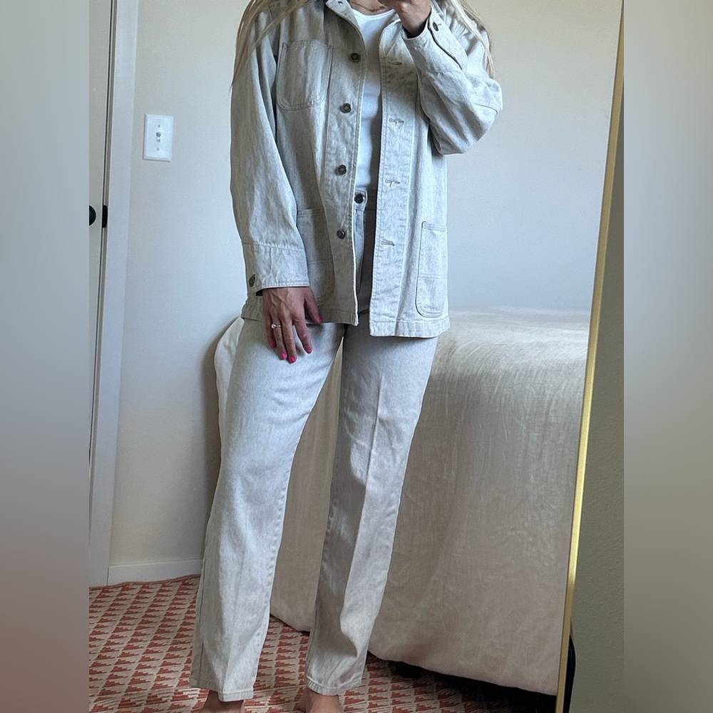 JONES jeans & jacket cream set (pants size 4, jacket size M)